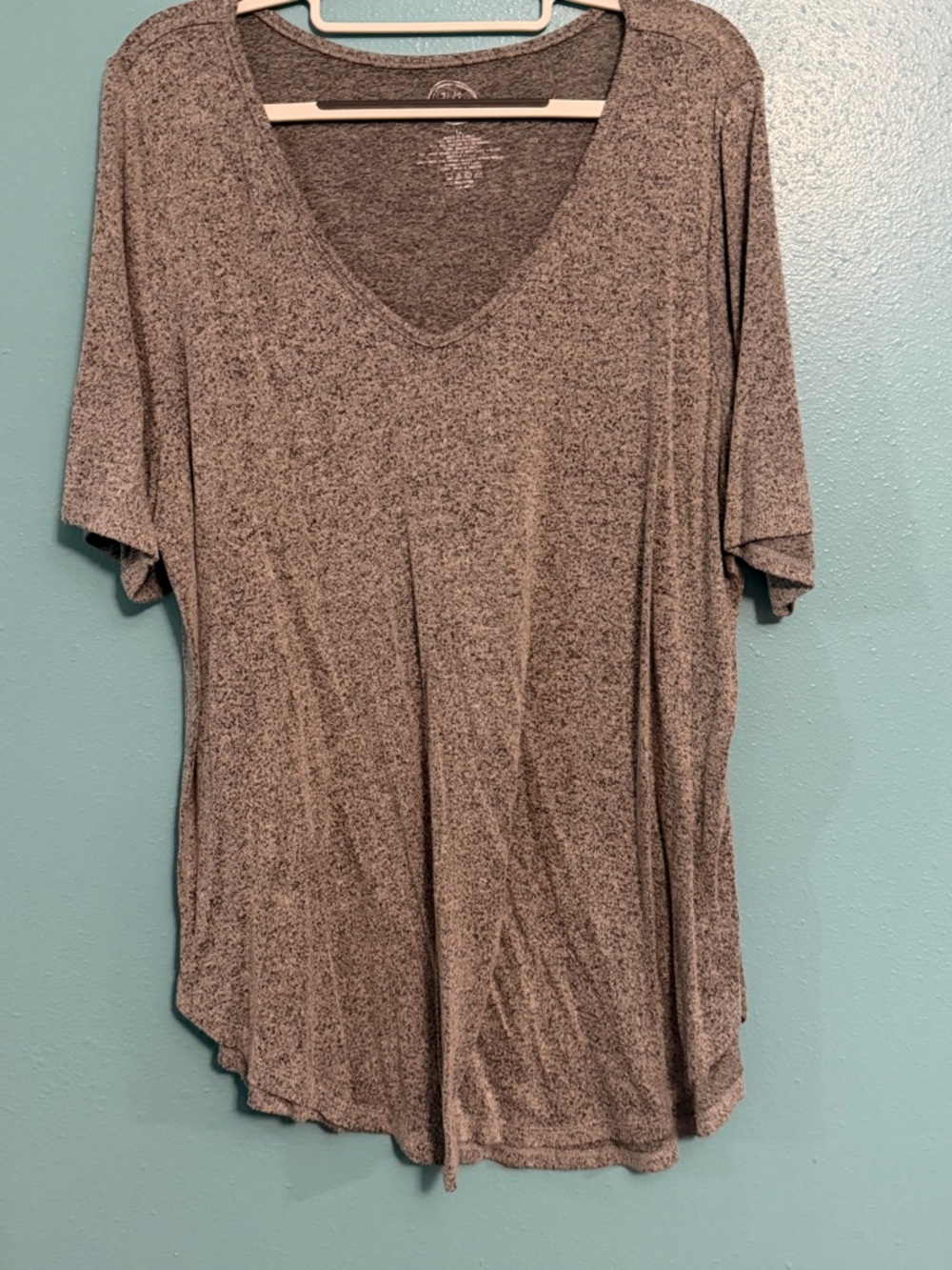 Everyday V-Neck Short Sleeve Tee - Gray